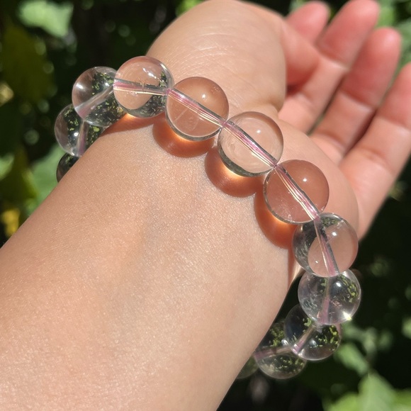 13.5mm high clarity Madagascar rose quartz bracelet - Picture 6 of 11